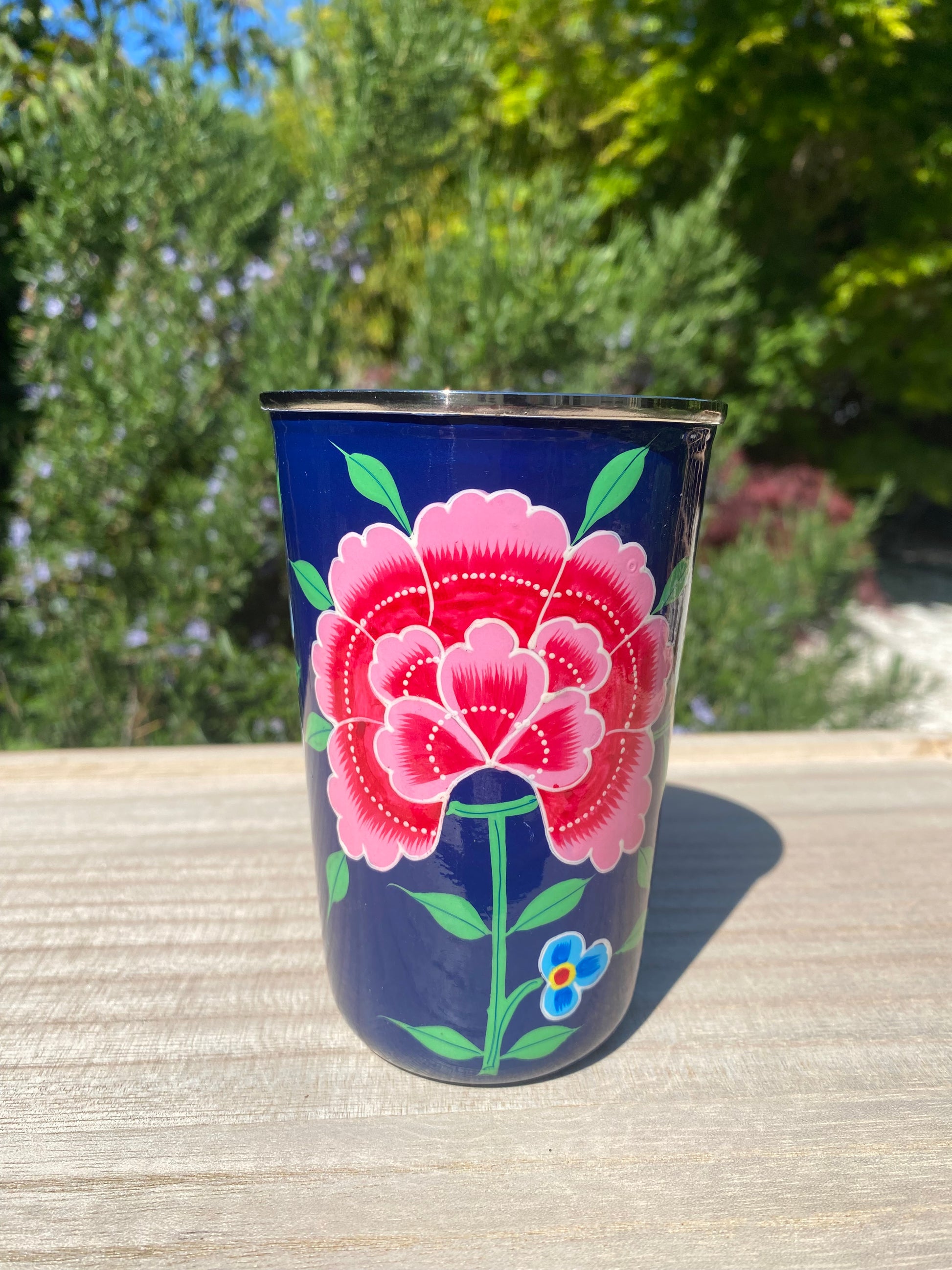 Dark blue tumbler

