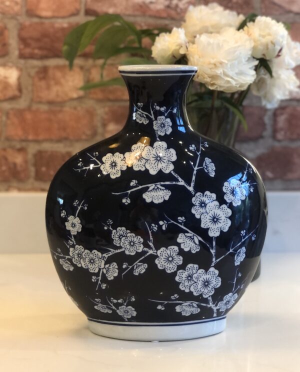 *chinese vase with cherry blossom design